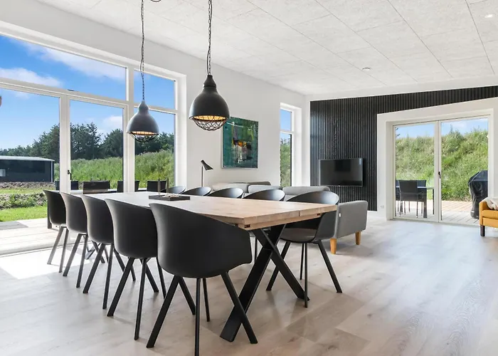 Beautiful In With 4 Bedrooms Løkken