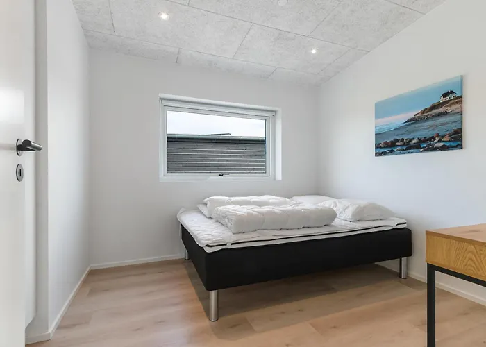 Dom wakacyjny Beautiful In With 4 Bedrooms